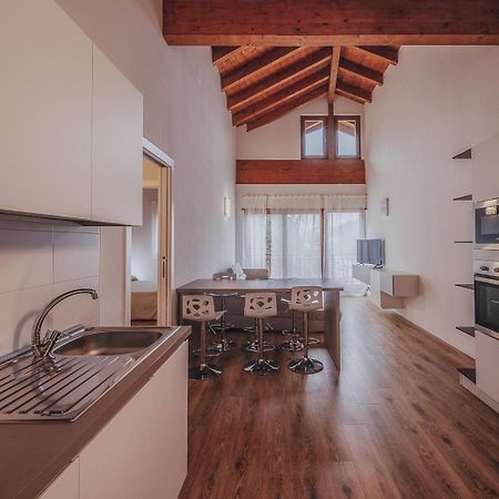 Apartamento Residenza Finestra sul Parco Comano Terme Exterior foto