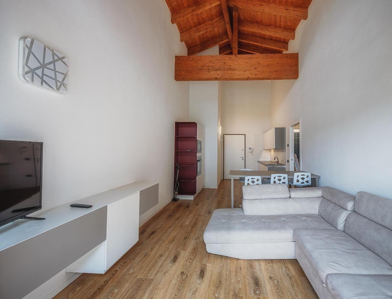 Apartamento Residenza Finestra sul Parco Comano Terme Exterior foto